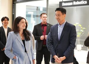 성장축 바꾸는 두산, AI 밸류체인 전면 구축 눈길